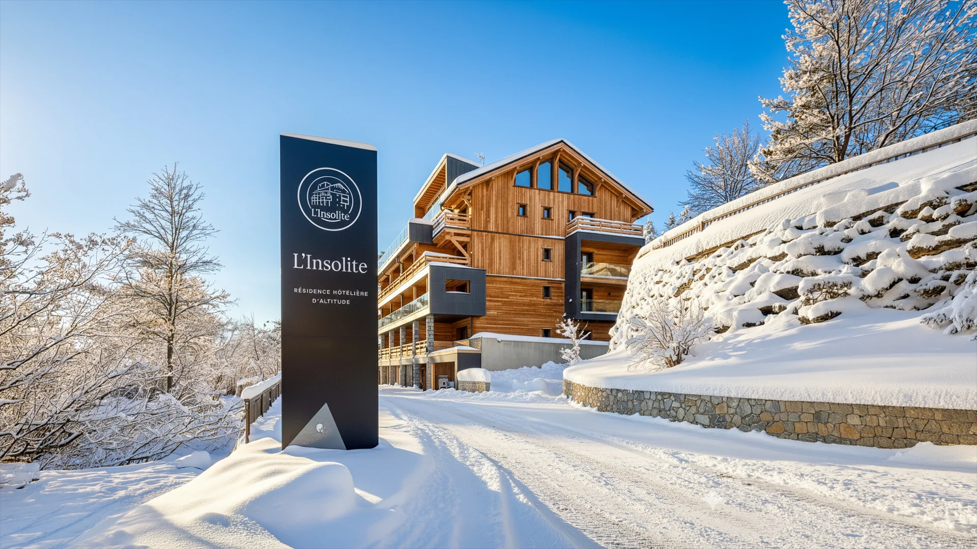 Résidence hôtelière L’Insolite sous la neige